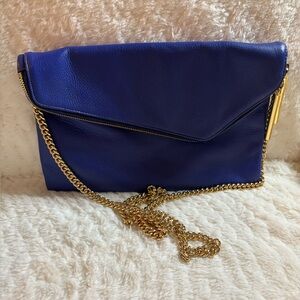 💙Henry Bendel Blue Leather Shoulder/Crossbody bag with Gold Chain